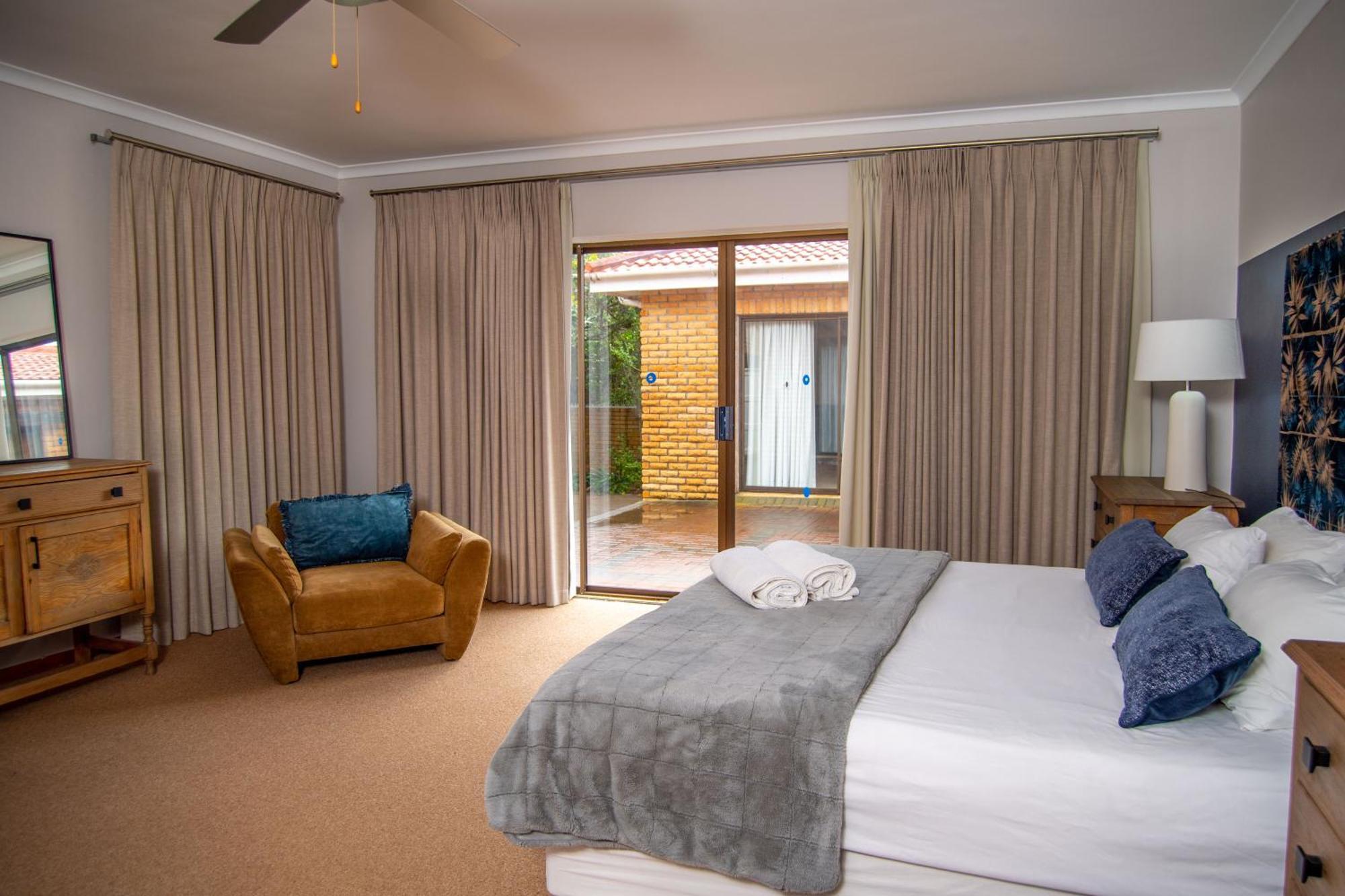 Great White Accommodation Kleinbaai Cameră foto